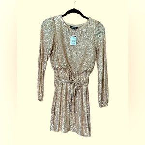 Gold sequin long sleeve mini dress size XS NEVER WORN WITH TAGS